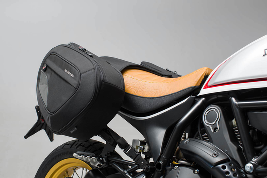 Set borse laterali Blaze per DUCATI SCRAMBLER 803