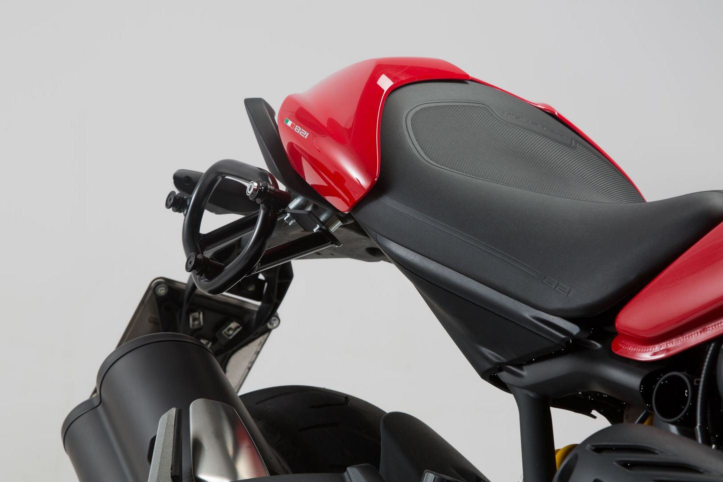 Supporto laterale SLC SW-MOTECH per DUCATI MONSTER 821 1200